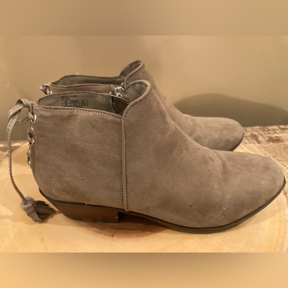 Sam Edelman Pretty Laces Girl's Ankle‎ Booties Sz-3 Taupe GUC